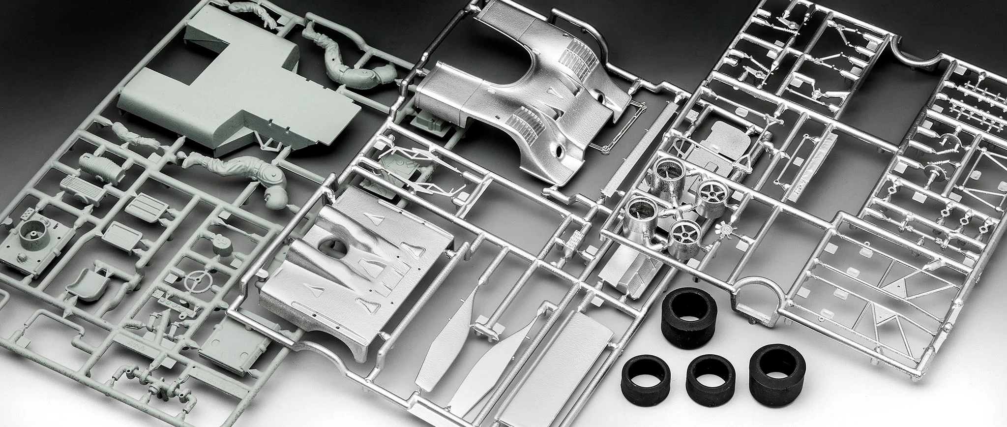 07738 Porsche 917 Model Kit - Image 3
