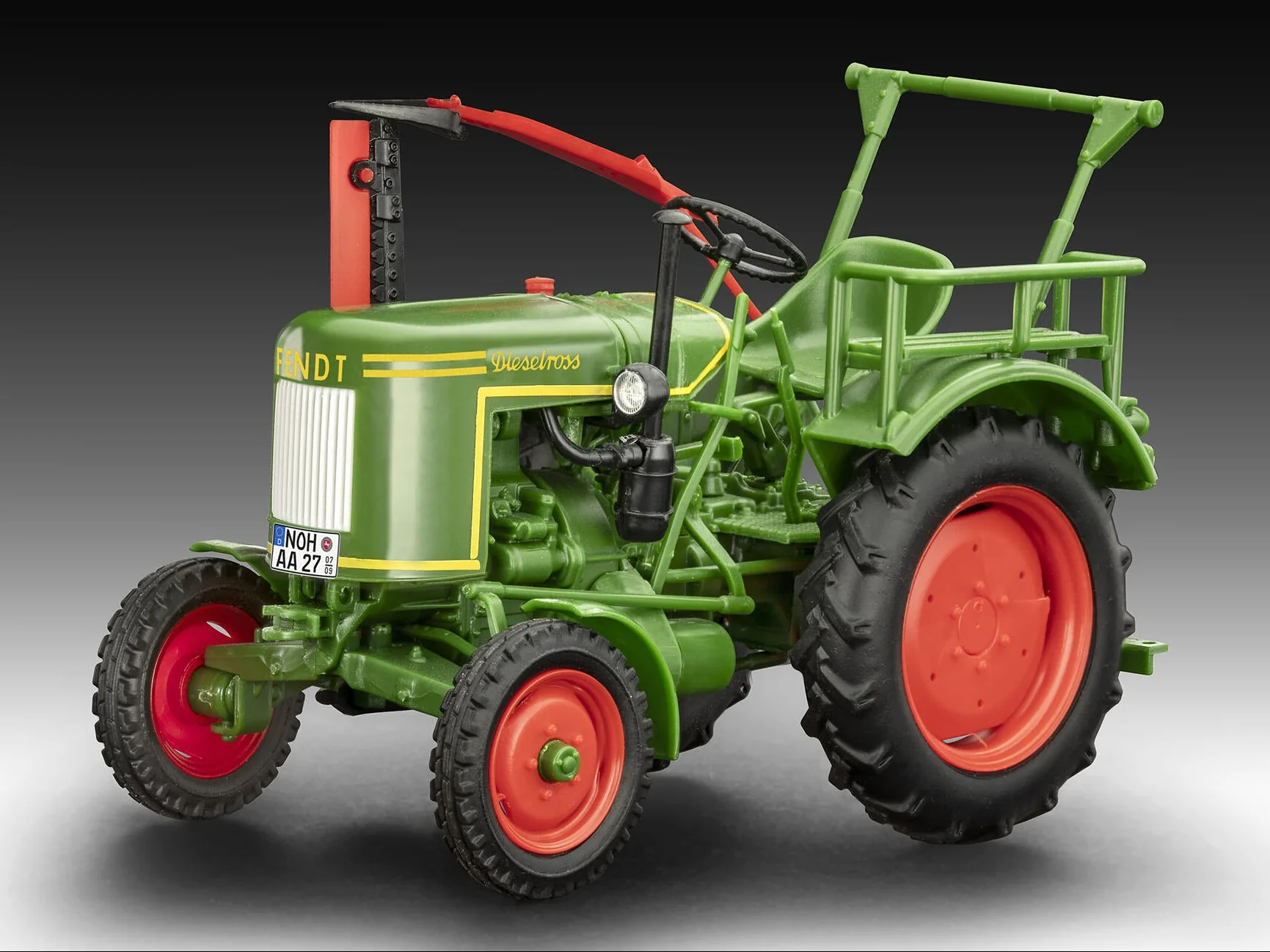Fendt F20 Dieselroß Tractor (Click System) Model Kit - Image 2