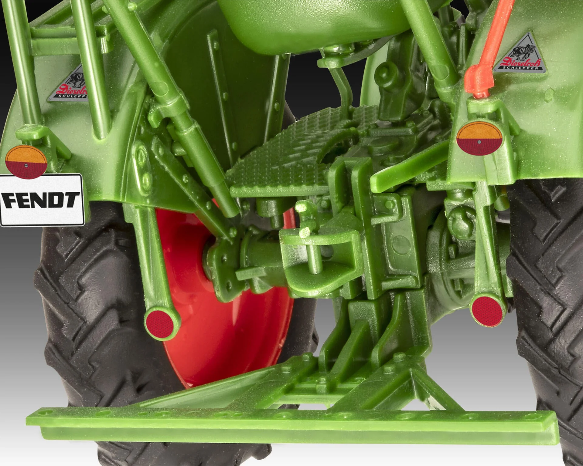 Fendt F20 Dieselroß Tractor (Click System) Model Kit - Image 6