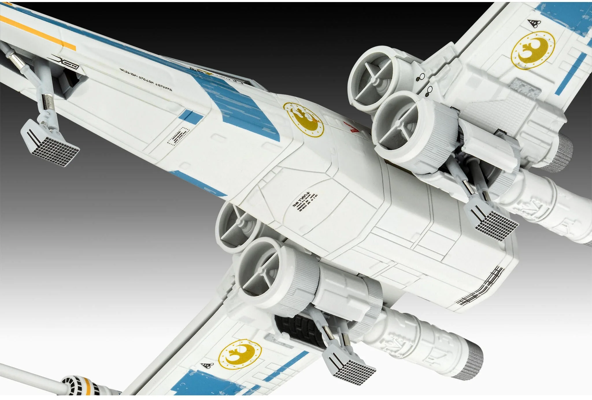 The Mandalorian: New Republic X-Wing Fighter Revell Model Kit - Image 6