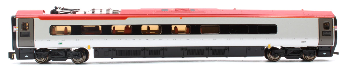 Class 390 152 "Virgin Knight" 11 Car Pendolino in Virgin original livery (grey doors) - Image 4