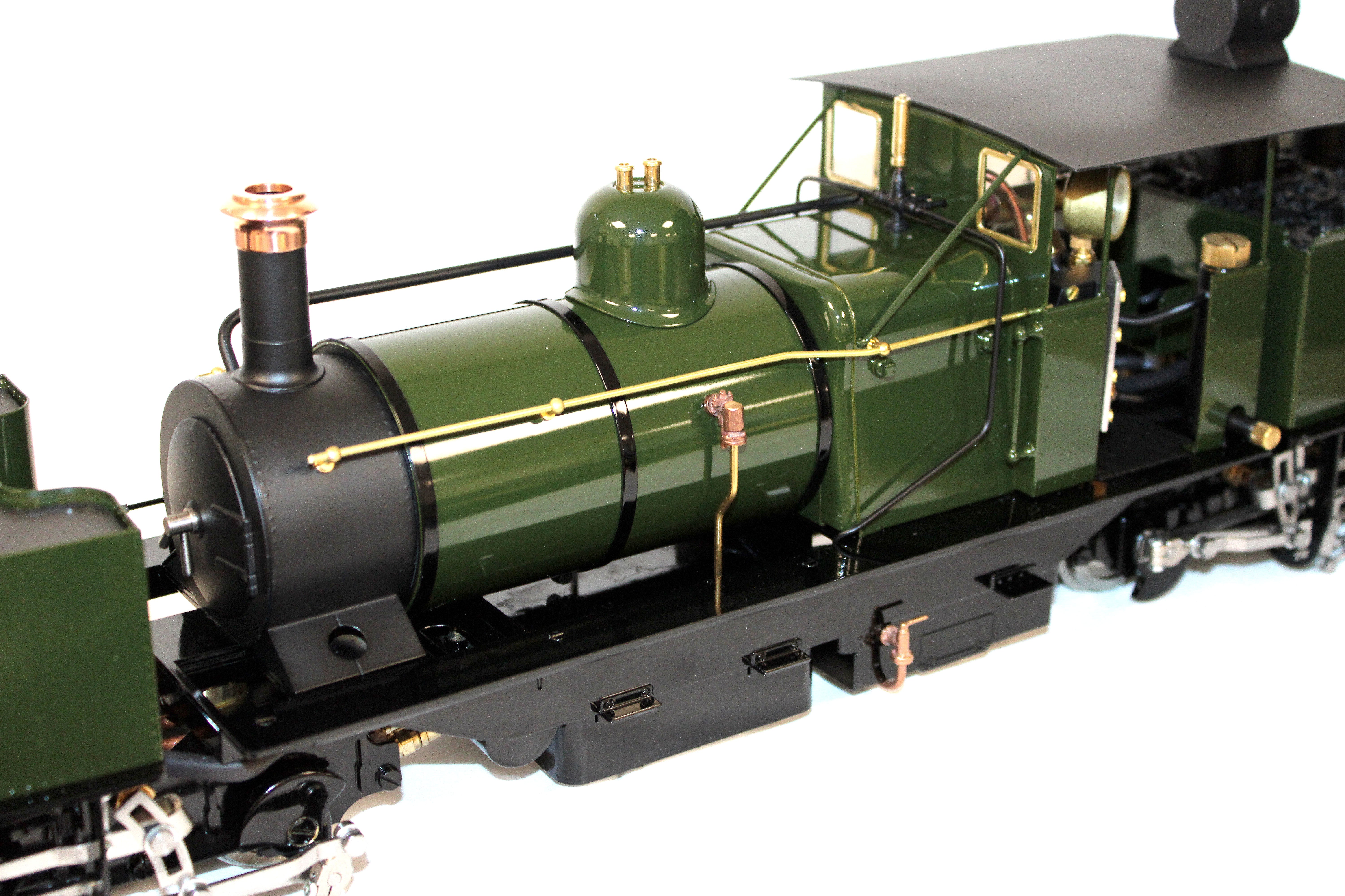 GARRC-BRONZEGREEN-I Class D 0-4-0 'Darjeeling Garratt' Deep Bronze Green (Radio Control, Insulated Wheels) Steam Locomotive - Image 4