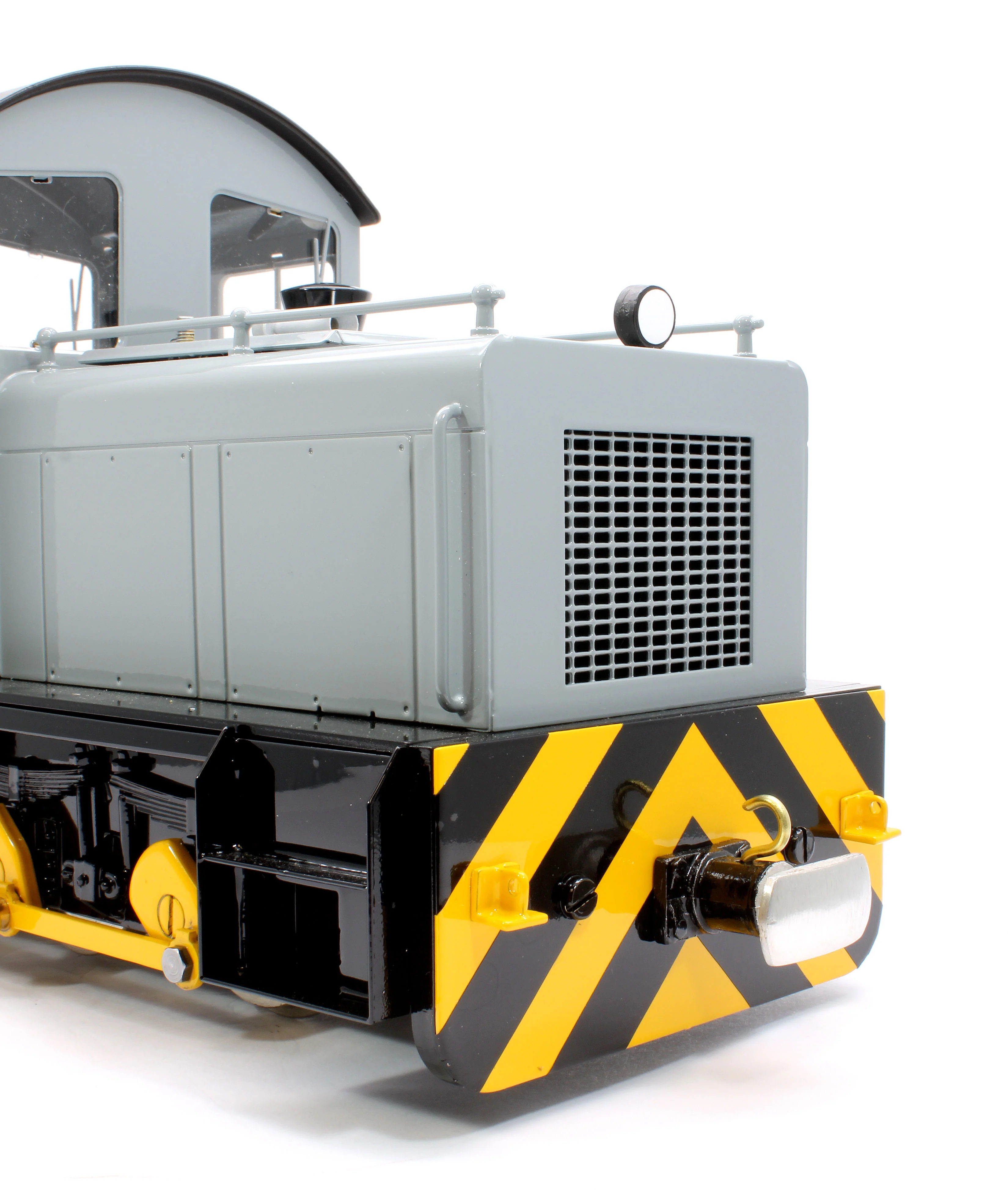 0-6-0 'Harlech Catle MK.1' WD Grey (Radio Control, Insulated Wheels) Diesel Locomotive - Image 7