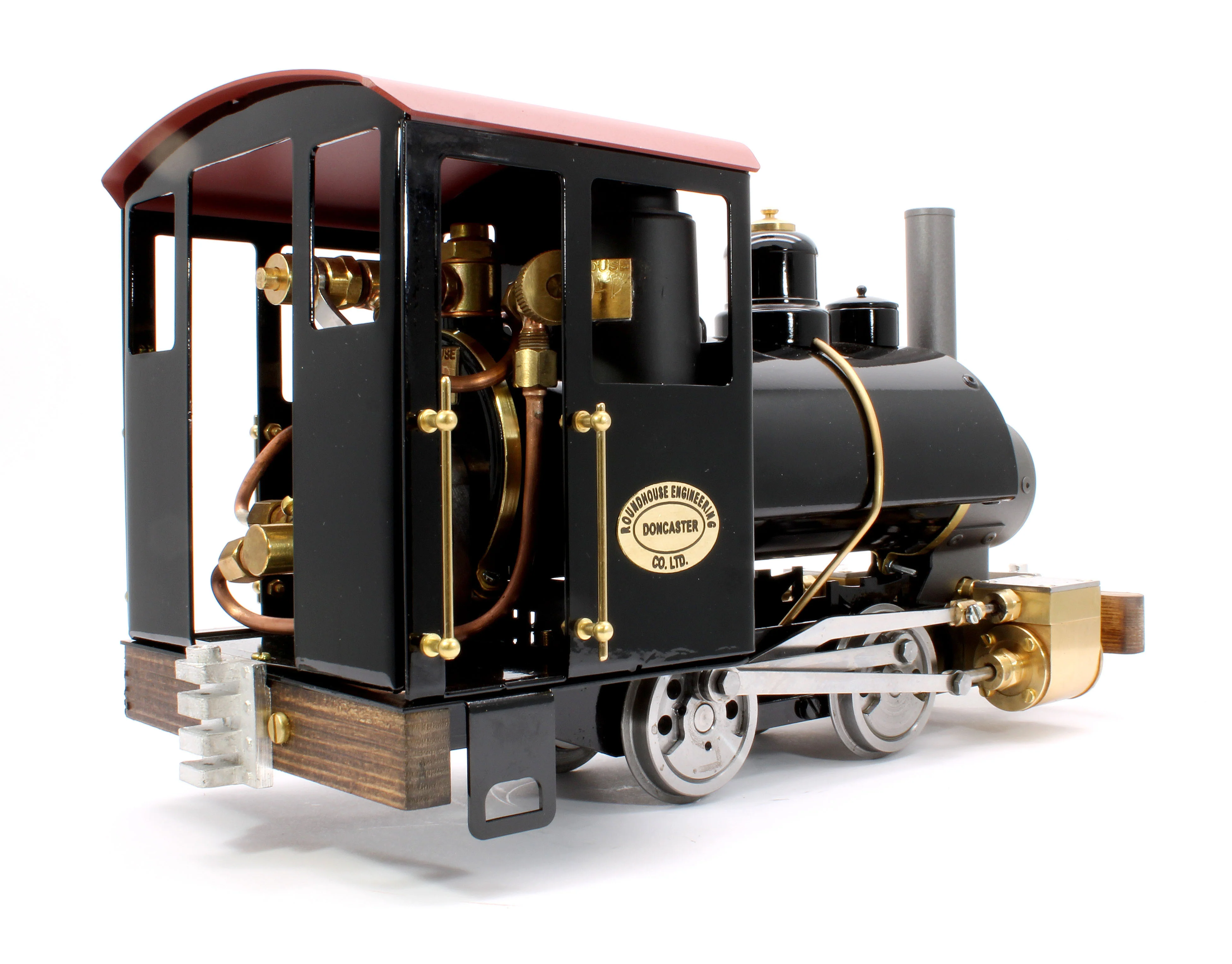 0-4-0 Saddle Tank 'Sammie' Black (Manual, Uninsulated Wheels) Steam Locomotive - Image 4