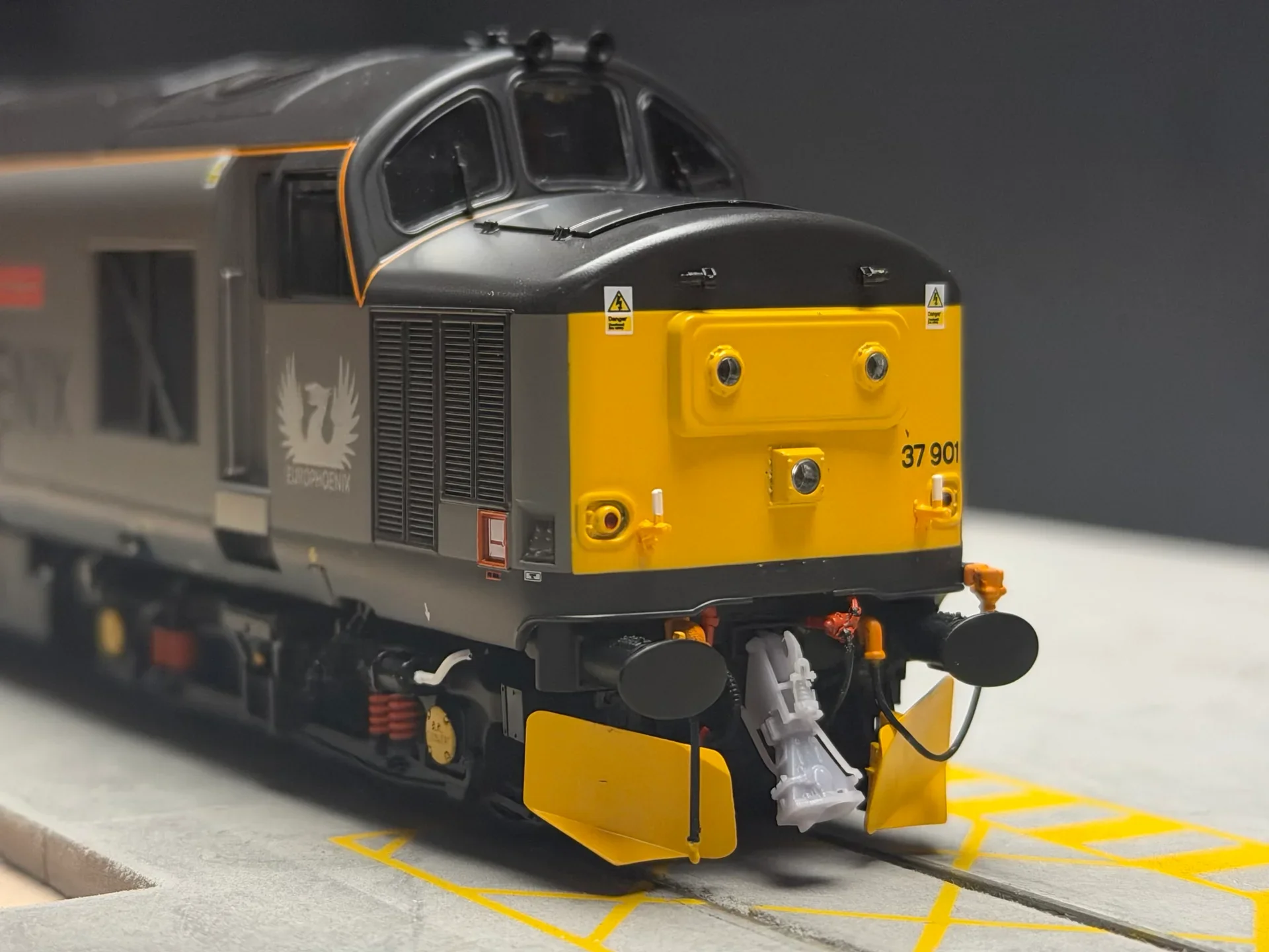 RRM178 OO Gauge Dummy Dellner Coupler (4 Pack) - Unpainted Model Kit - Image 6