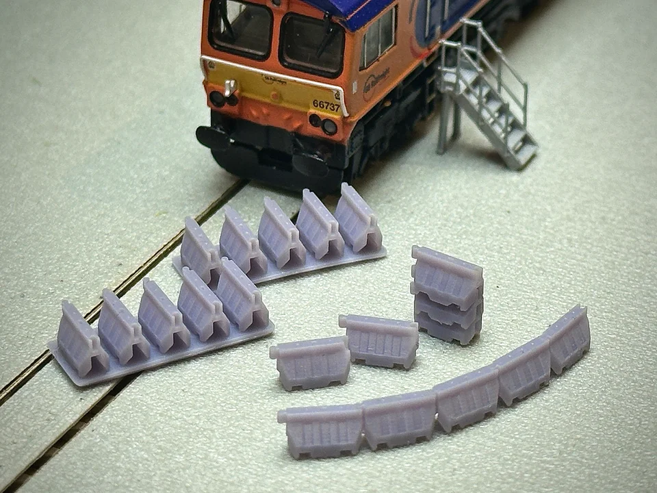 N Gauge Traffic/Road Barriers (Pack of 20) - Unpainted Model Kit - Image 2