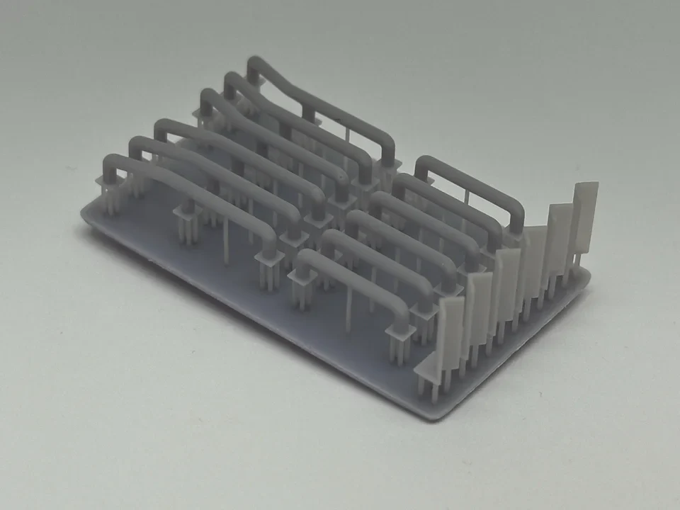 N Gauge Loading Bay Pack (Pack of 3) - Unpainted Model Kit - Image 3