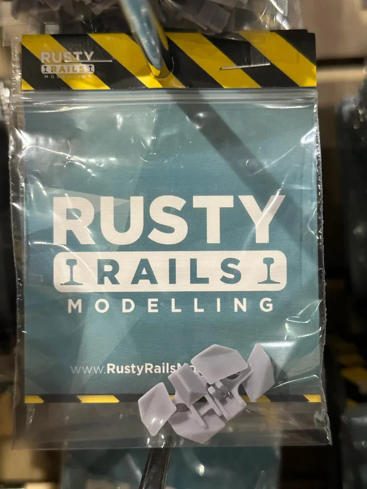 OO Gauge Class 37 Ploughs (Pack of 2) - Unpainted Model Kit - Image 4