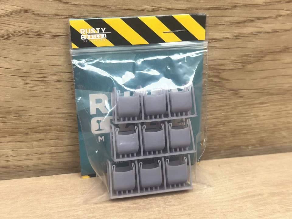 OO Gauge One Tonne Bags (Pack of 9) - Unpainted Model Kit - Image 4