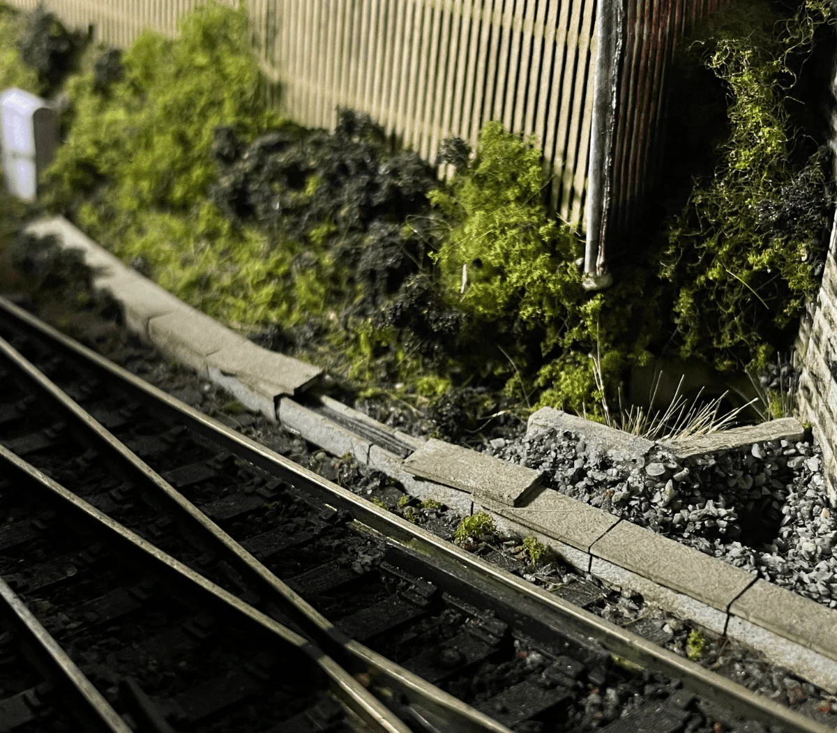 Laser Cut Concrete Lineside Trunking Model Kit - Image 2