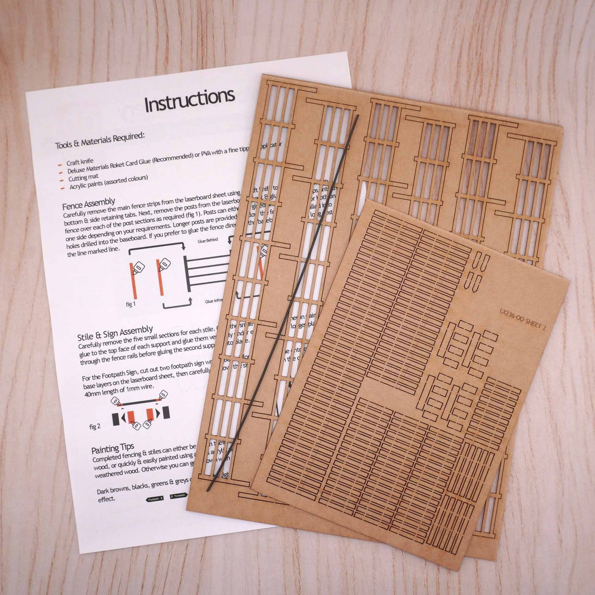 OO/HO 4ft Post & Rail Fencing (Natural Wood) Model Kit - Image 4