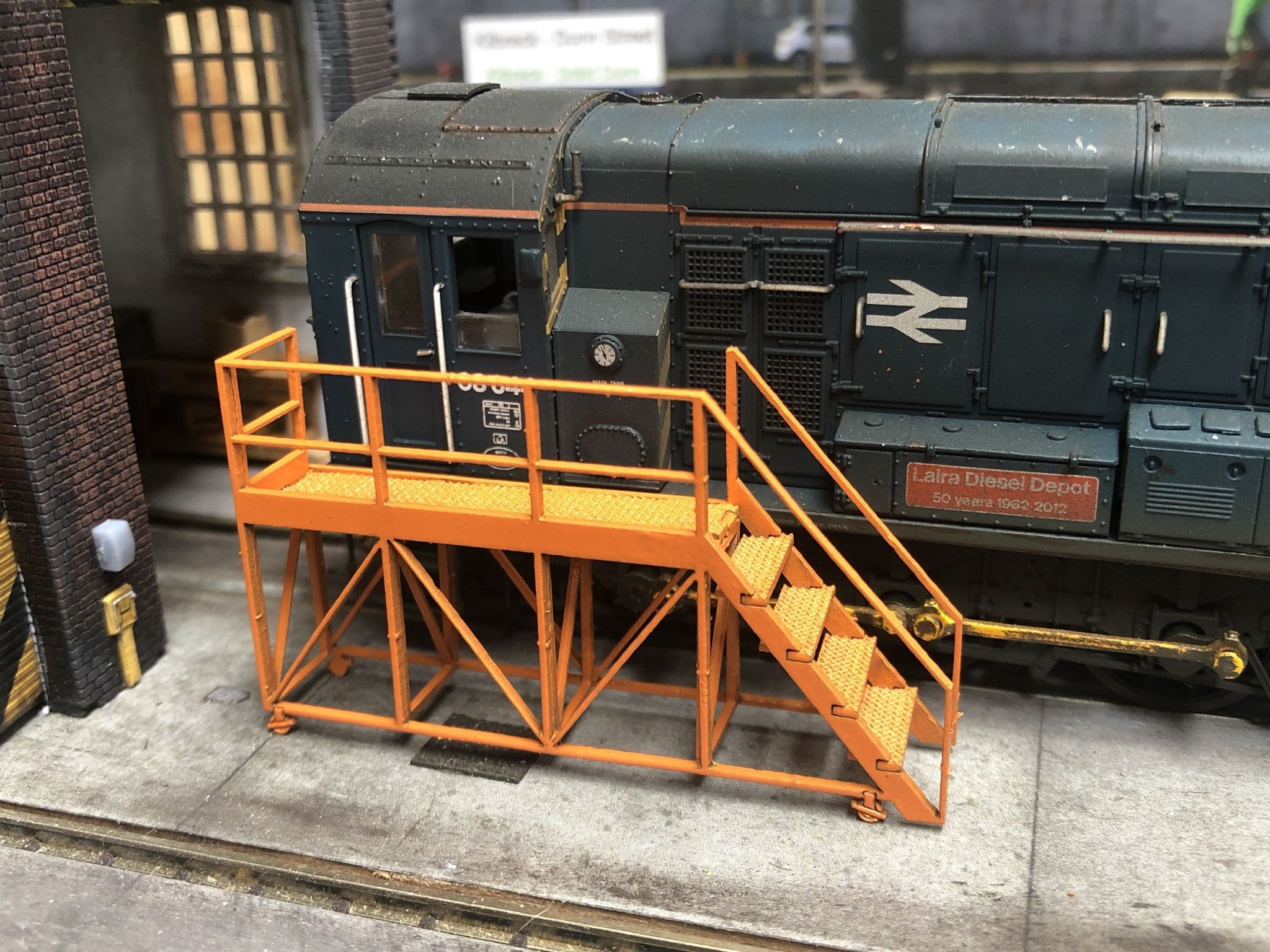 Portable Locomotive Access Platforms Model Kit - Image 2