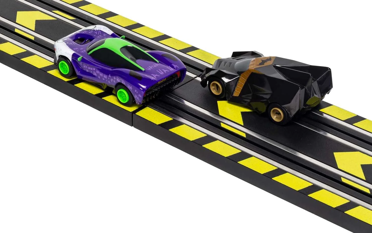 Micro Scalextric Batman vs Joker Set Battery Powered Race Set - Image 4
