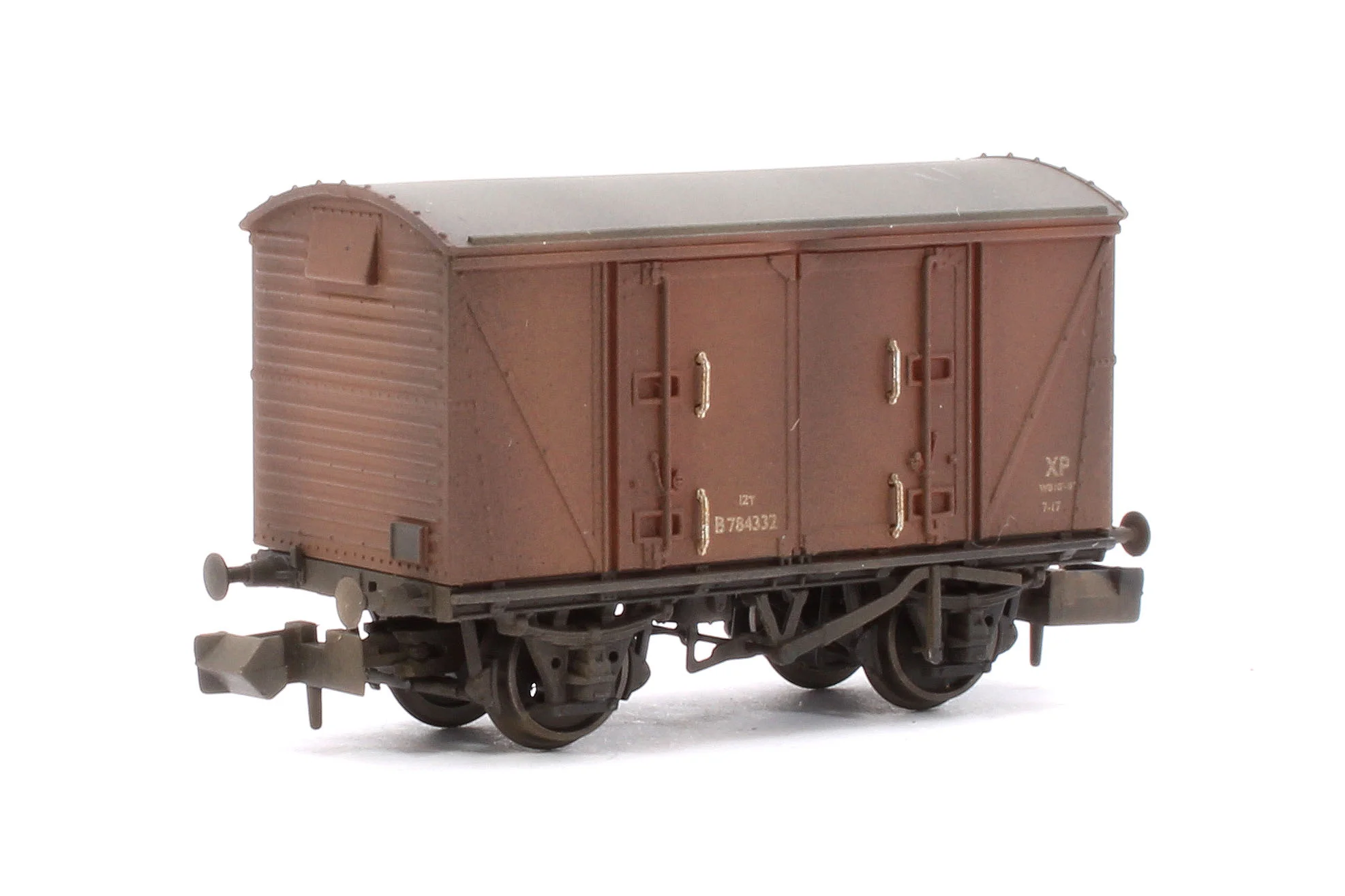 Custom Weathered Set of 3 BR 12T Vanwide Ventilated Vans, BR Bauxite (Early) - Image 5