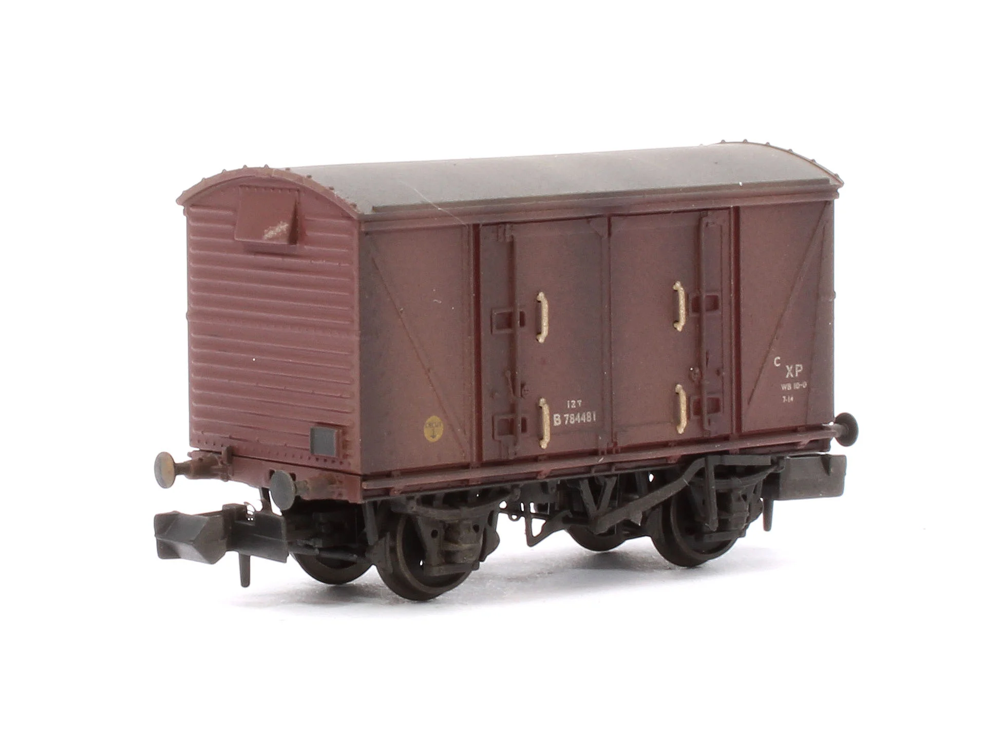 Custom Weathered Set of 3 BR 12T Vanwide Ventilated Vans, BR Freight Brown XP - Image 3