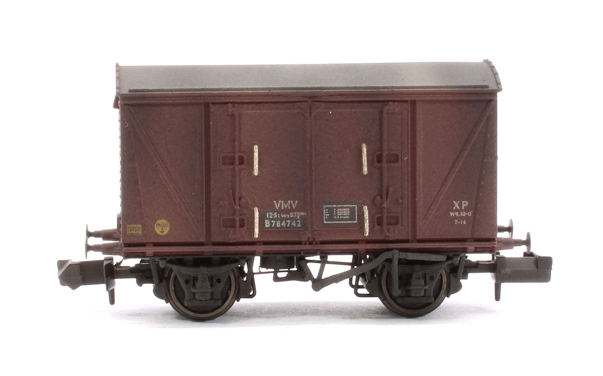 Custom Weathered Set of 3 BR 12T Vanwide Ventilated Vans, BR Freight Brown VMV XP - Image 6