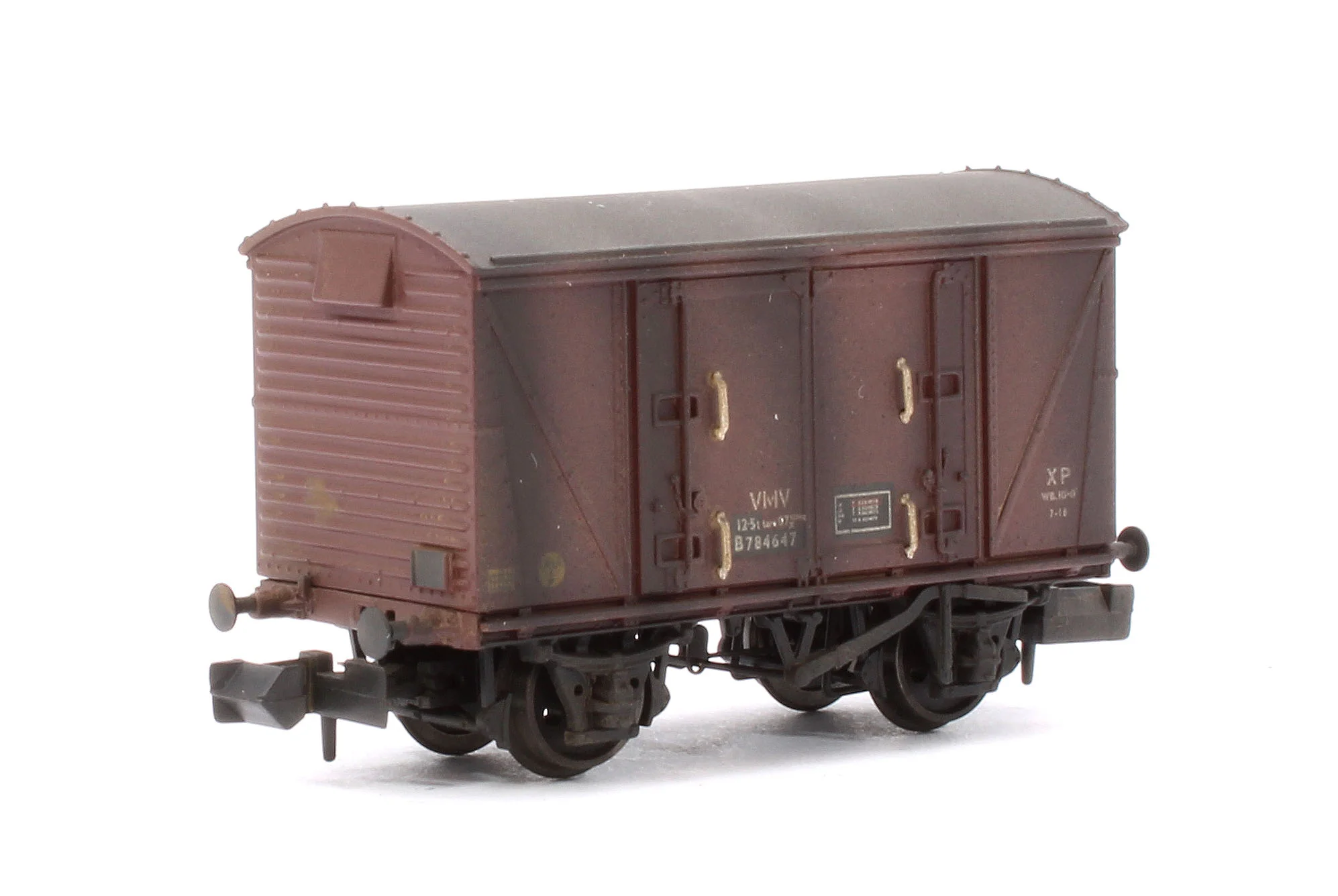 Custom Weathered Set of 3 BR 12T Vanwide Ventilated Vans, BR Freight Brown VMV XP - Image 7