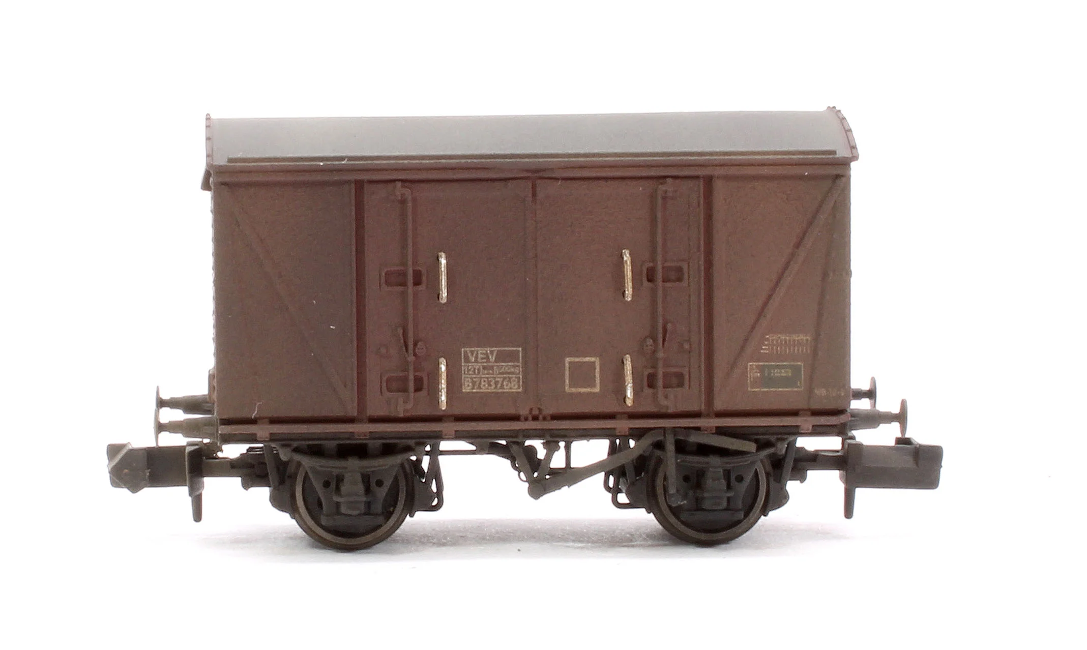 Custom Weathered Set of 3 BR 12T Vanwide Ventilated Vans, BR Freight Brown VEV - Image 4