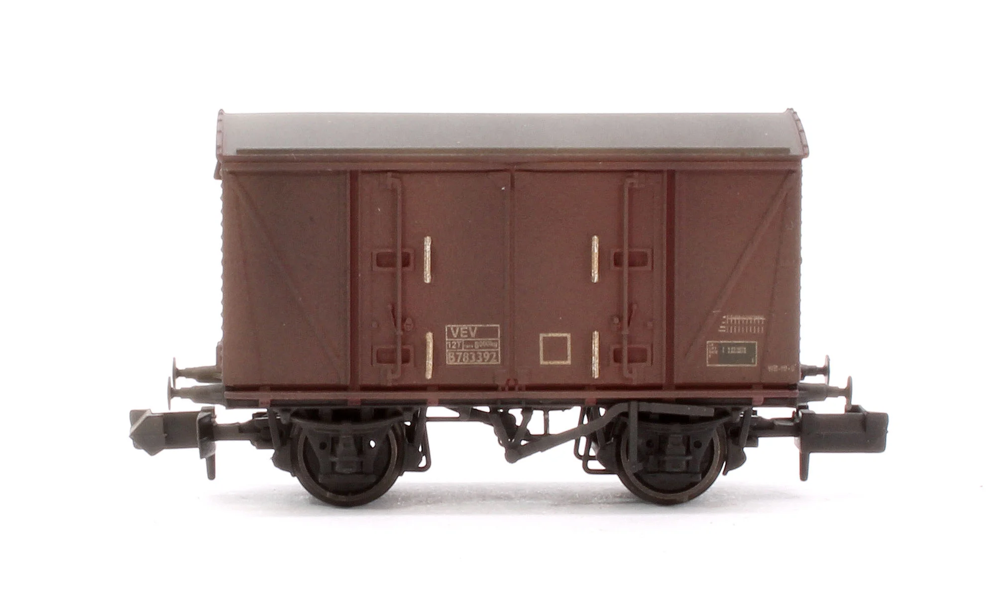 Custom Weathered Set of 3 BR 12T Vanwide Ventilated Vans, BR Freight Brown VEV - Image 8