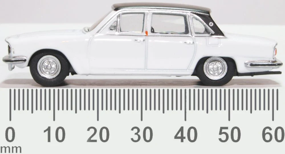 76TP007 Triumph 2500 Sebring White - Image 6