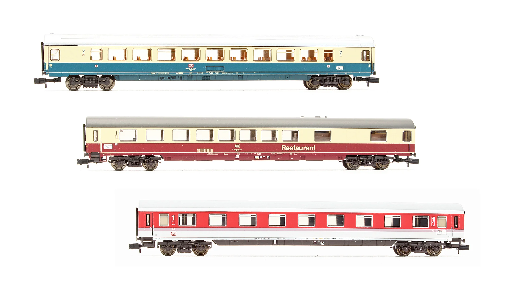 Pre-Owned Set Of 3 Assorted DB Passenger Coaches