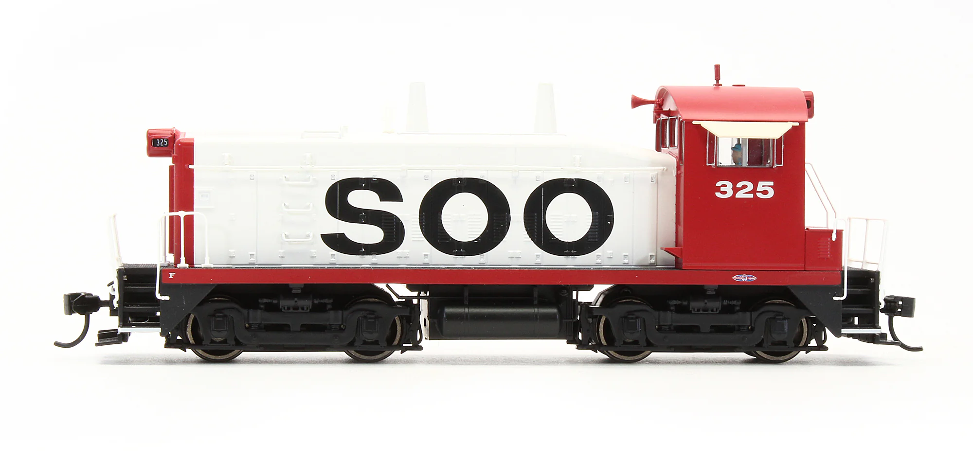 Pre-Owned EMD SW1200 Diesel Locomotive SOO Line - Road #325 - DCC Sound - Image 4